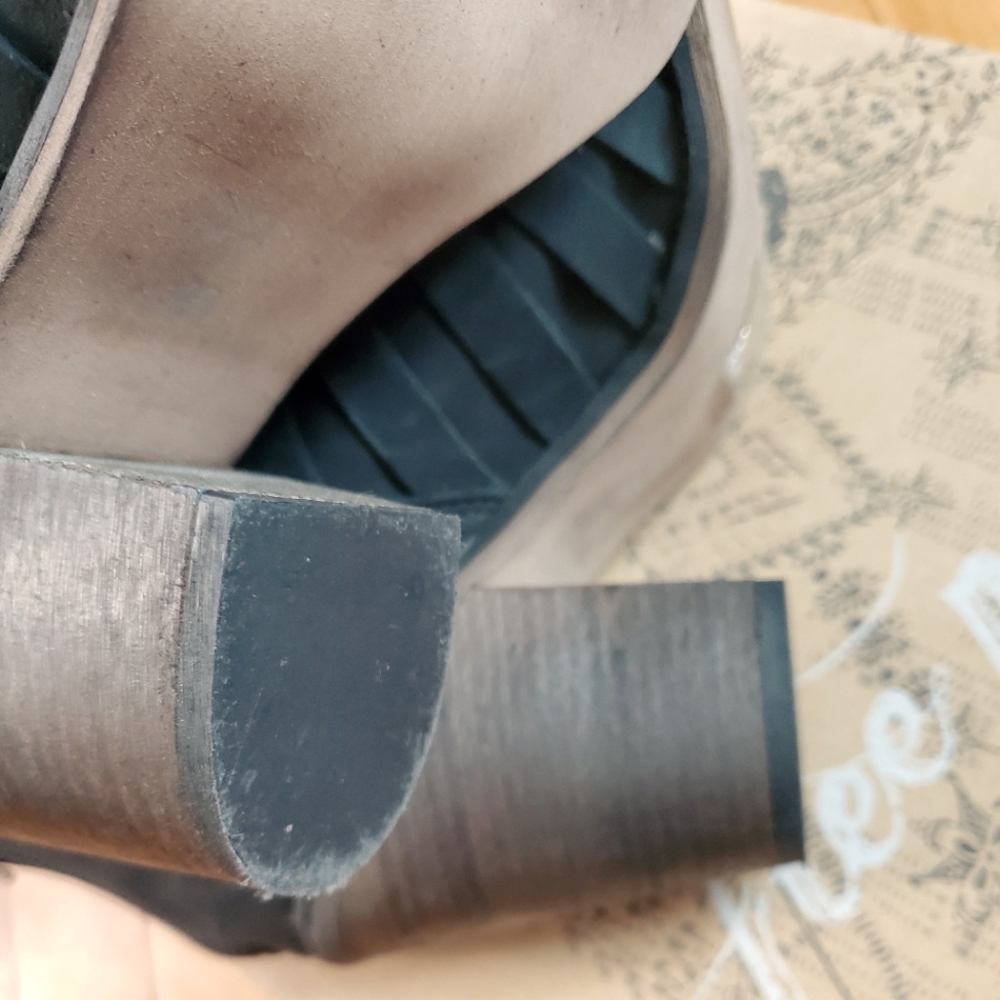 Free People Hybrid Boot with 3.5" Block Heel, EU 40 - Picture 9 of 14